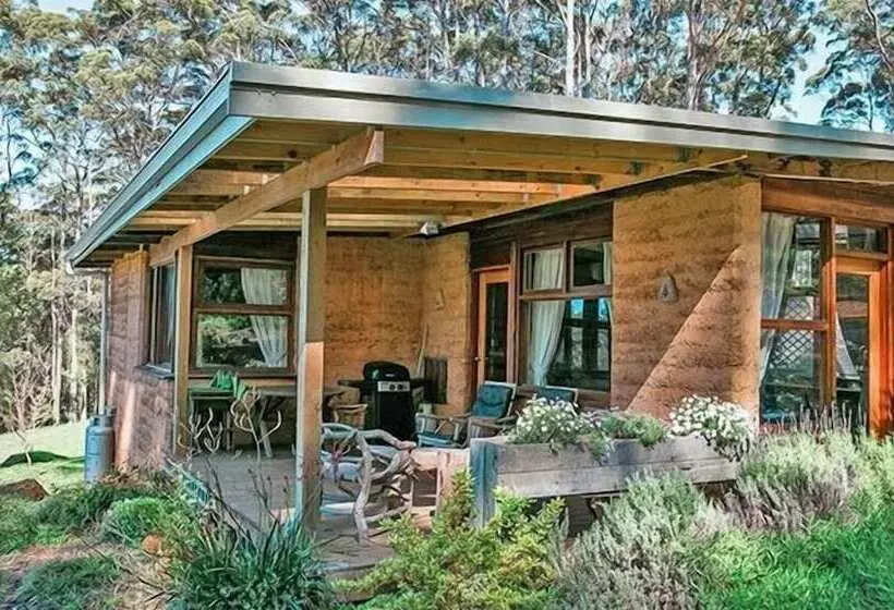 Hotelli The Floating Forest