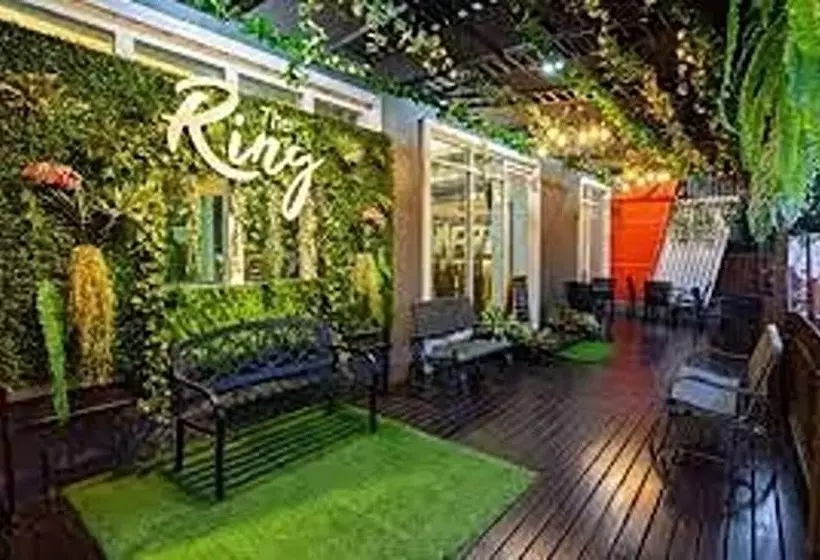 ホテル The Ring Residence