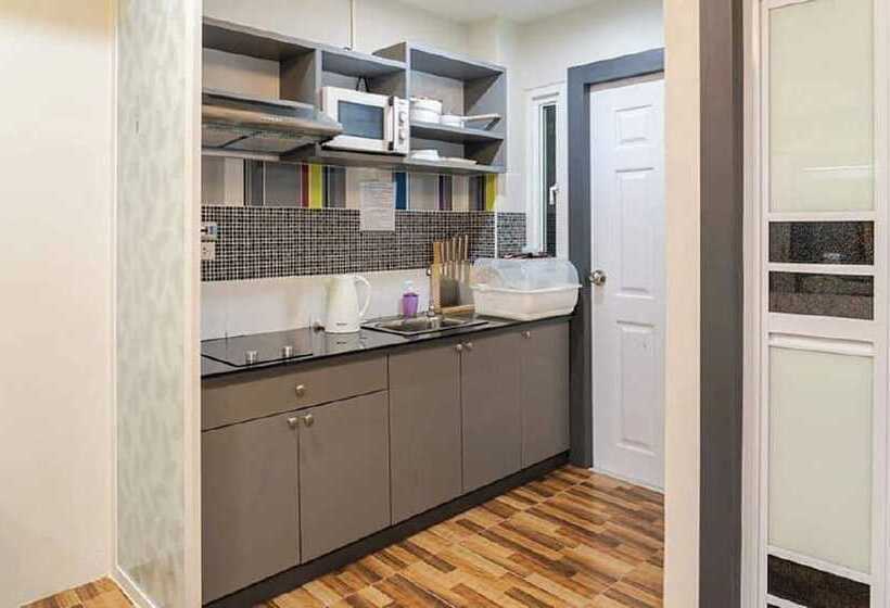 هتل The Ring Residence