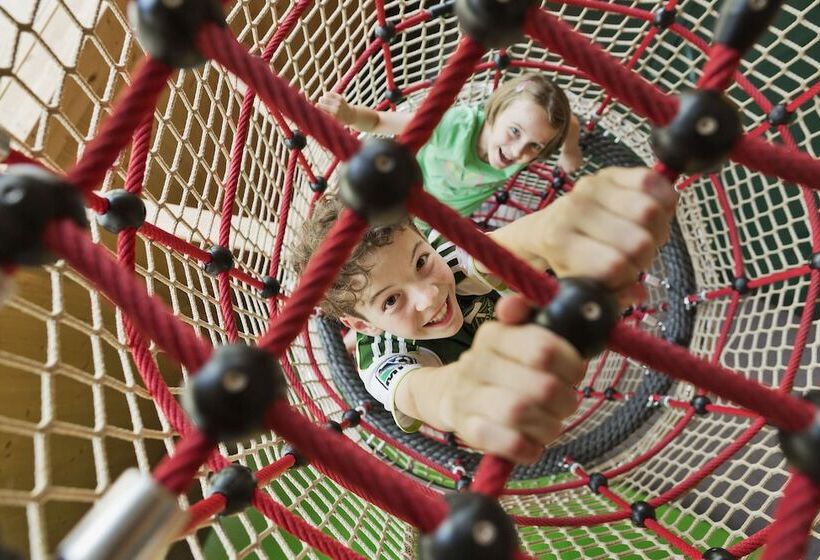 Natürlich Hell. Aparthotel & Camping