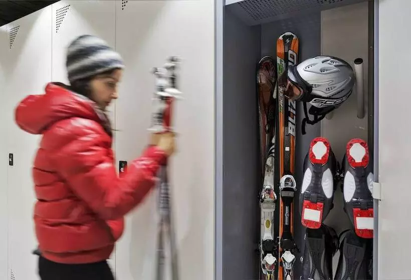 Natürlich Hell. Aparthotel & Camping