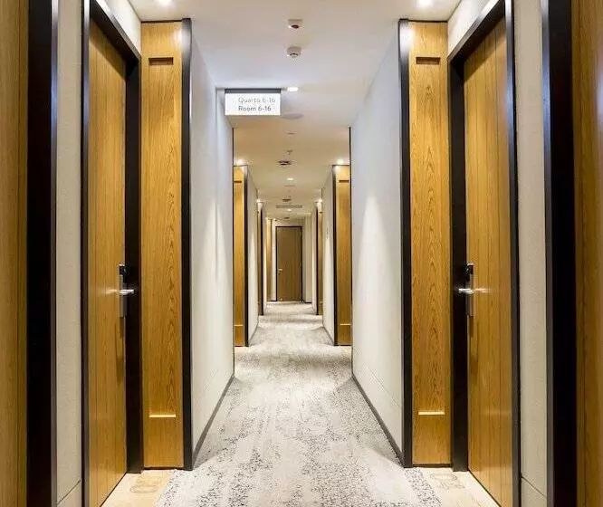 Aerotel Airport Transit