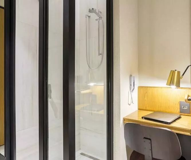 Aerotel Airport Transit