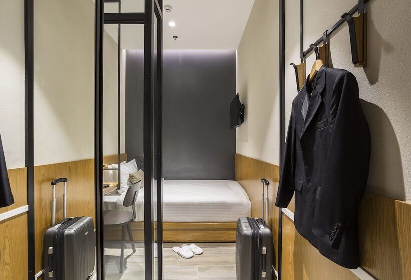 Aerotel Airport Transit