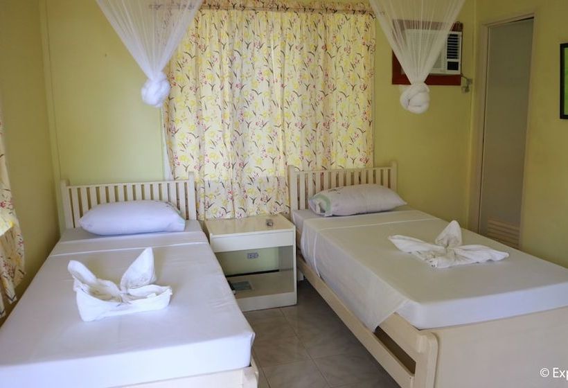 בית מלון כפרי Caves Dive Resort