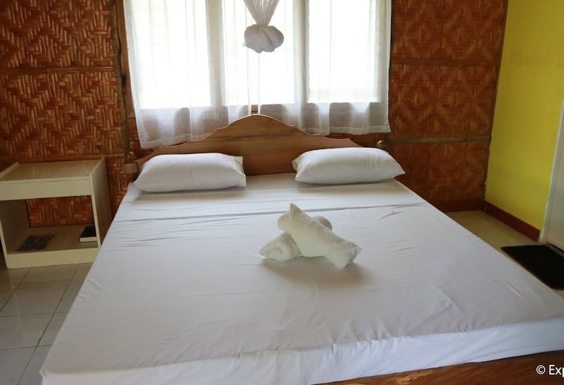 בית מלון כפרי Caves Dive Resort