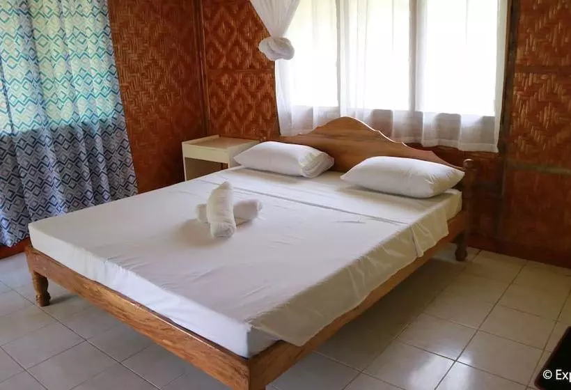 Hotelli Caves Dive Resort