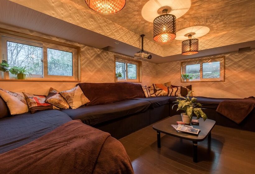 호텔 Freeride Backpackers Lodge Niseko