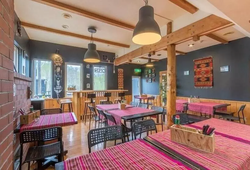 ホテル Freeride Backpackers Lodge Niseko