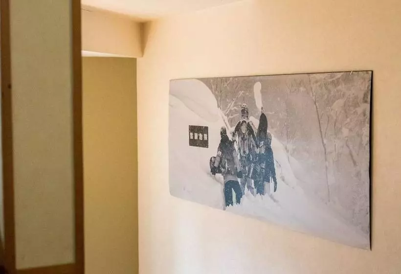 ホテル Freeride Backpackers Lodge Niseko