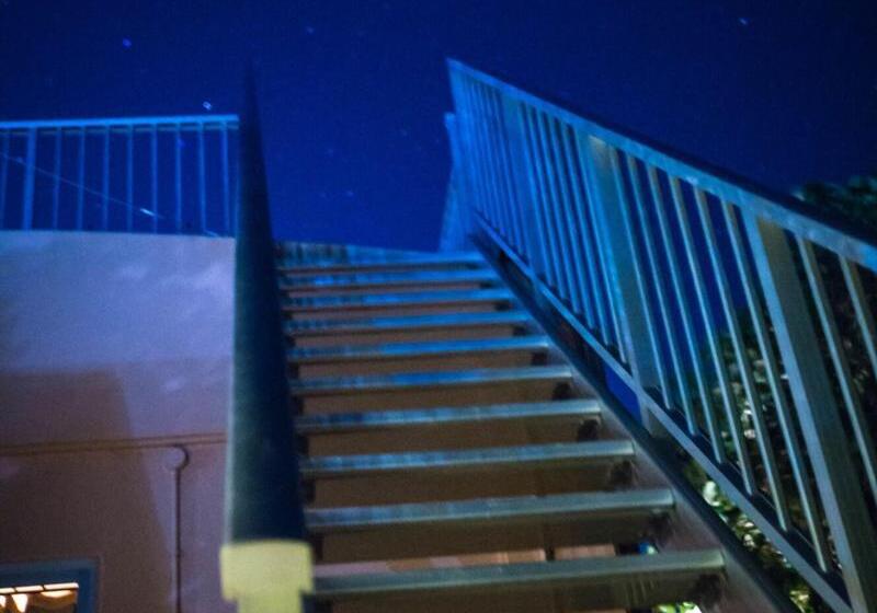 فندق Guest House Amakara Okinawa