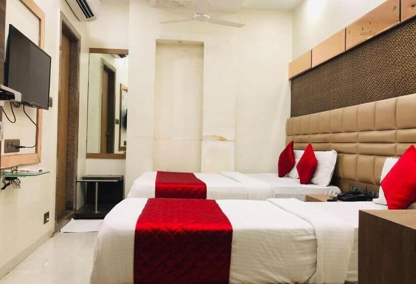 Hotel Guest Inn Residency