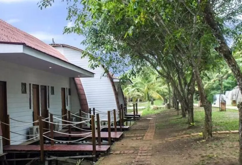 ホテル Kanaka Lake Villa