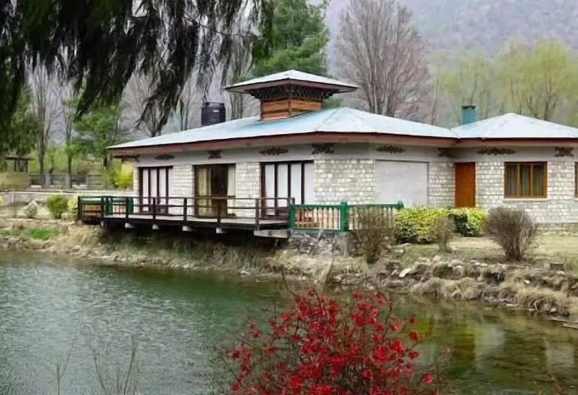 هتل Kichu Resort Paro