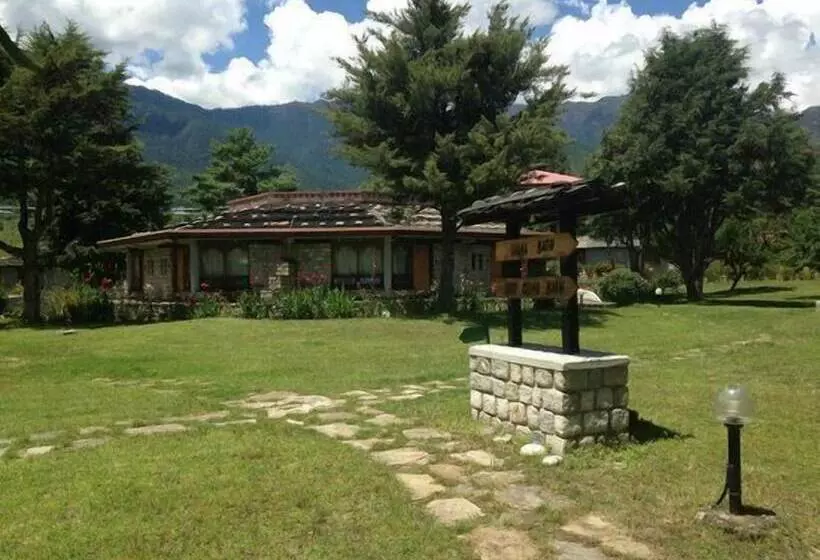 هتل Kichu Resort Paro