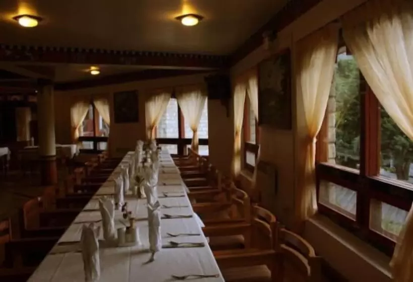 هتل Kichu Resort Paro