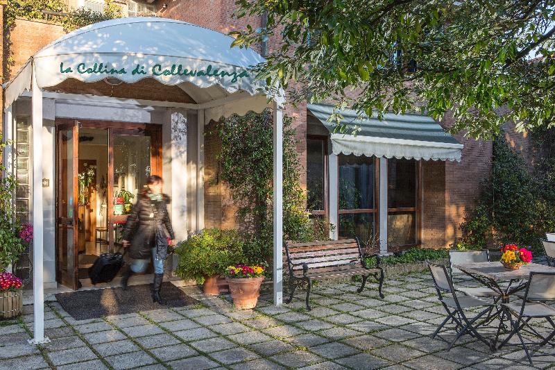 ホテル La Collina Di Collevalenza