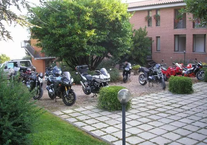 Hotelli La Collina Di Collevalenza