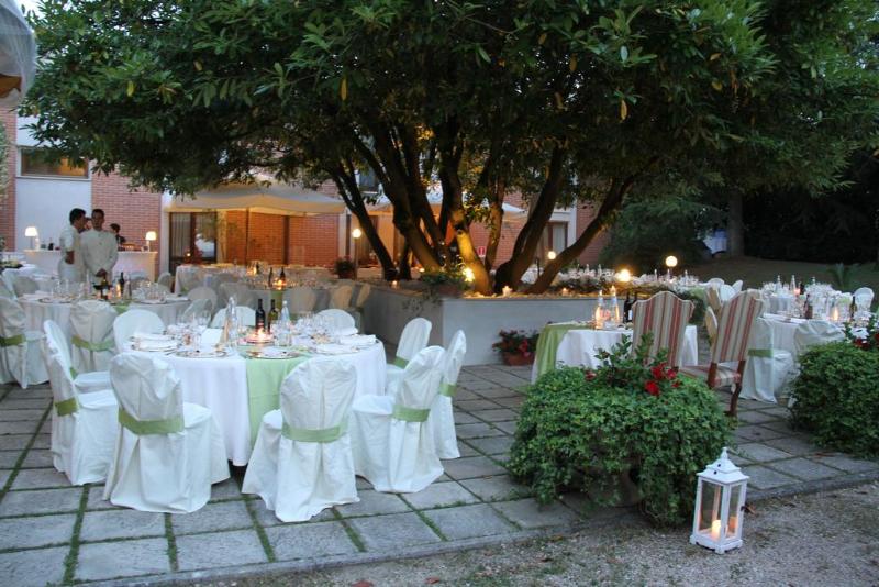 ホテル La Collina Di Collevalenza