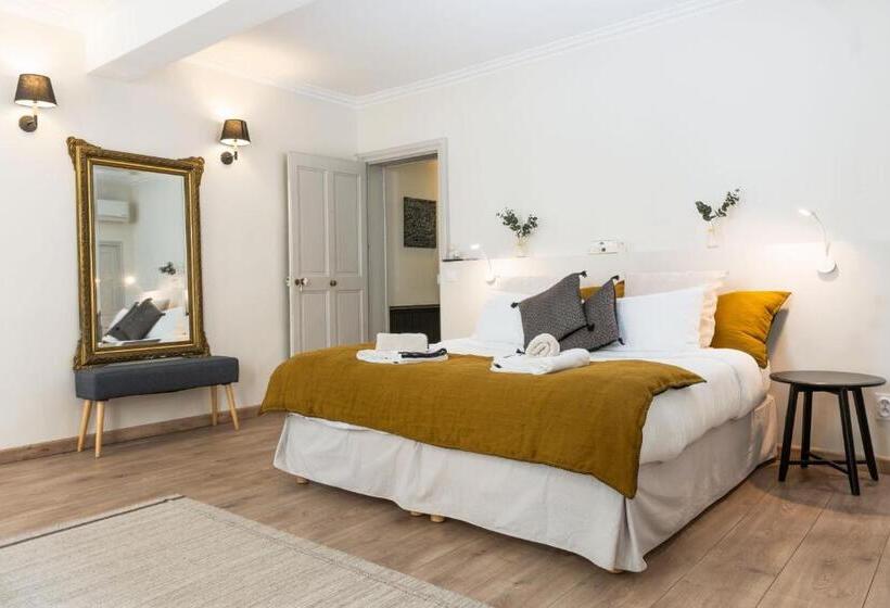 Отель La Demoiselle