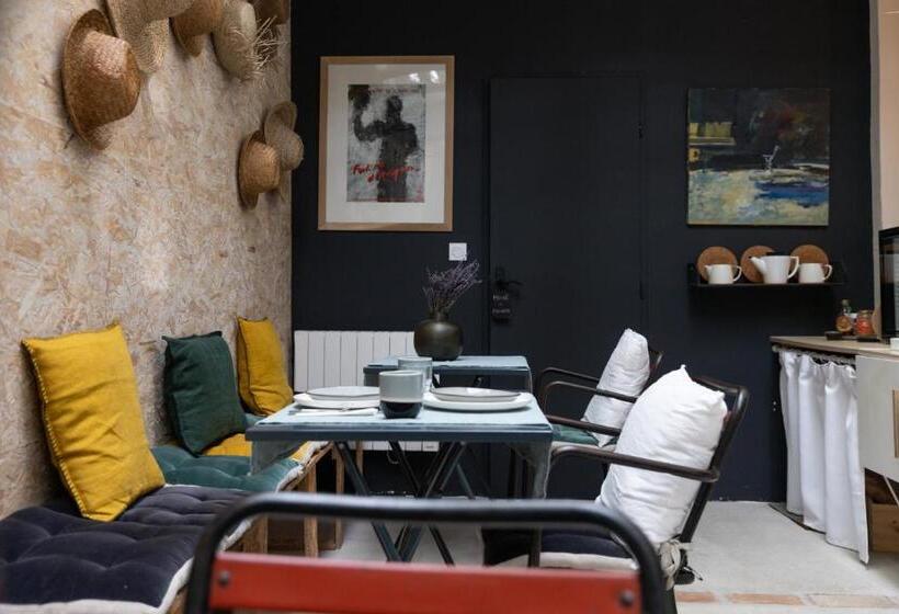 Отель La Demoiselle