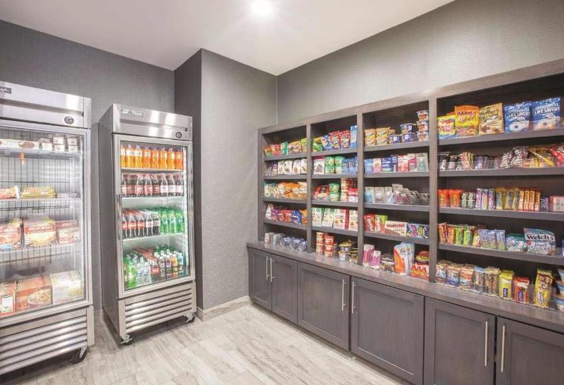 ホテル La Quinta By Wyndham Kingsville