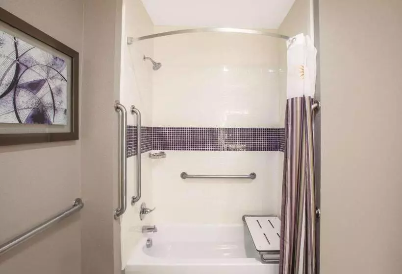 Hotelli La Quinta By Wyndham Kingsville