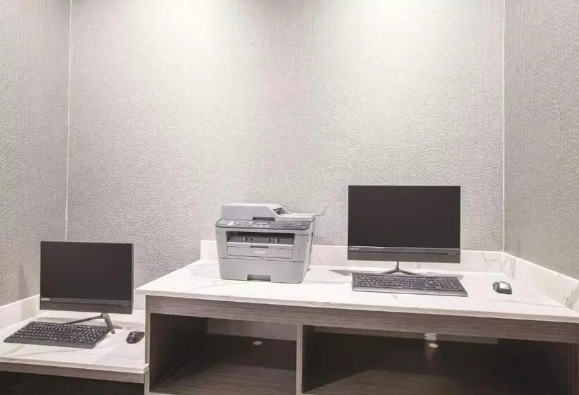 Hotelli La Quinta By Wyndham Kingsville