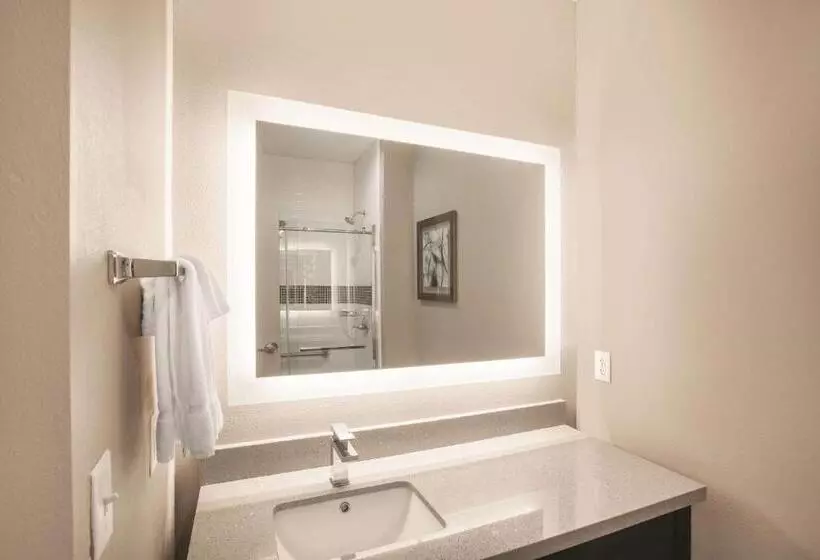 Hotelli La Quinta By Wyndham Kingsville