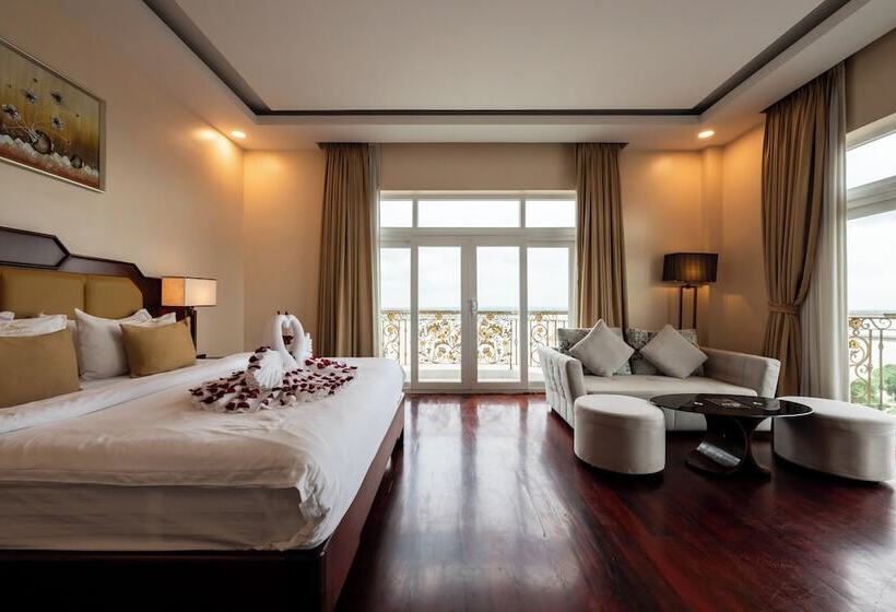 Отель Lbn Asian