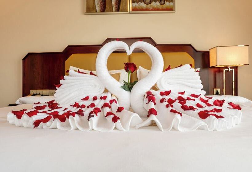 Отель Lbn Asian