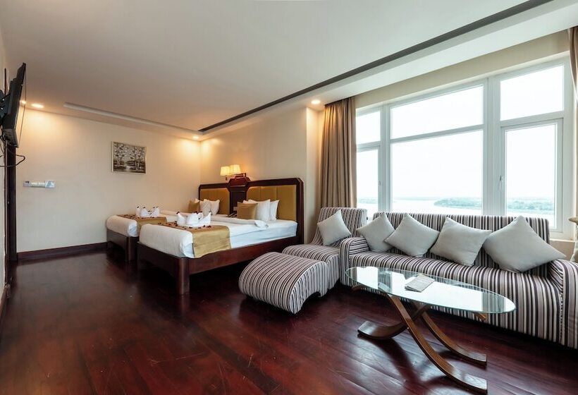 Отель Lbn Asian