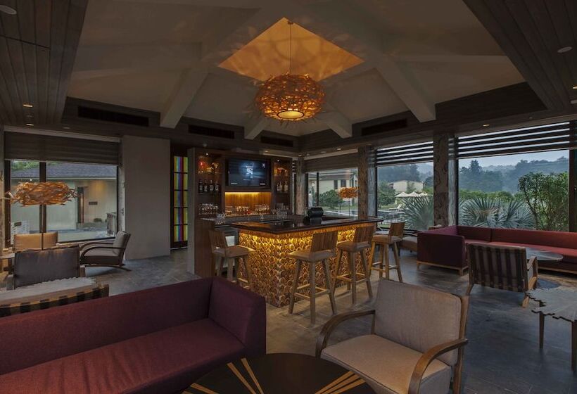 هتل Lemon Tree Premier Corbett