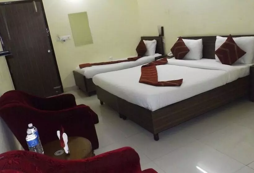 Hotelli Luck Residency