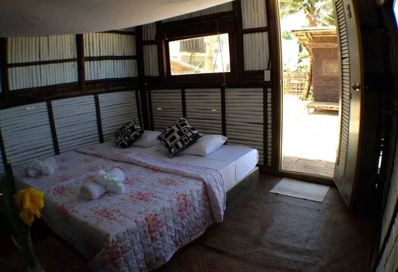 هتل Mangoriders Beach Club