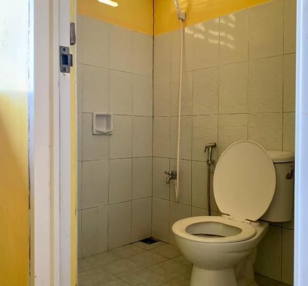 בית מלון כפרי Old Parola Seaside Inn