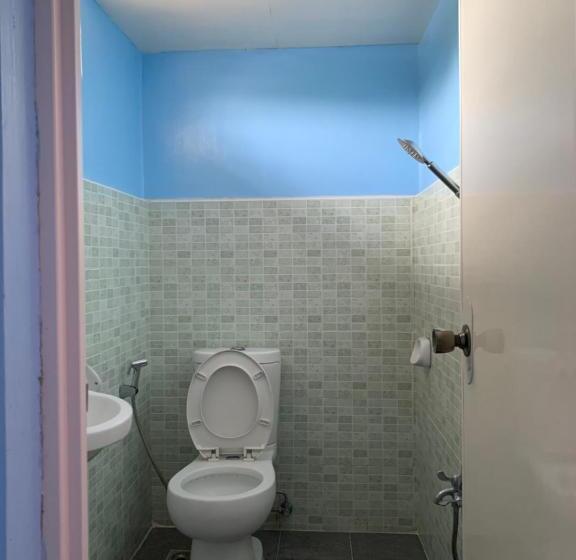 בית מלון כפרי Old Parola Seaside Inn