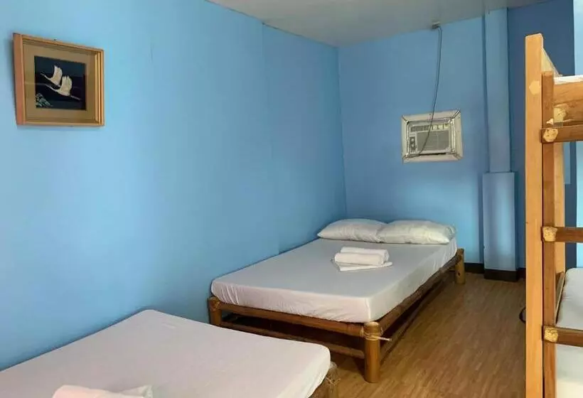 Hotelli Old Parola Seaside Inn