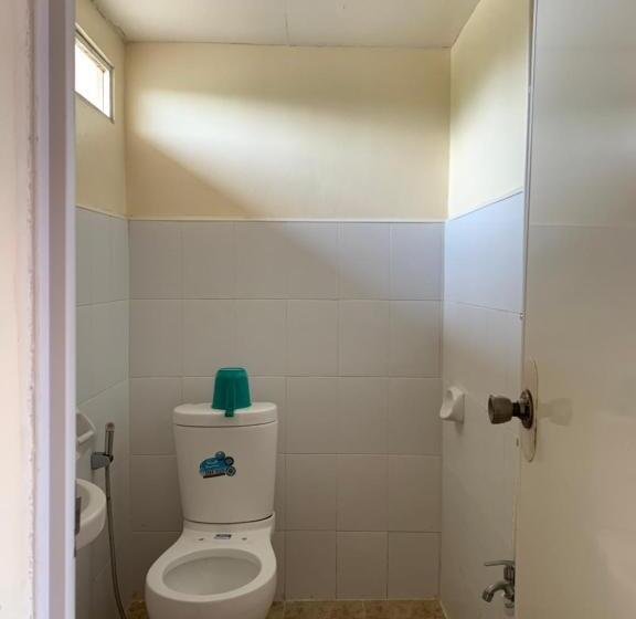 בית מלון כפרי Old Parola Seaside Inn