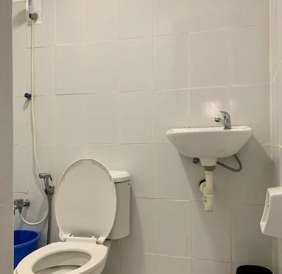 בית מלון כפרי Old Parola Seaside Inn