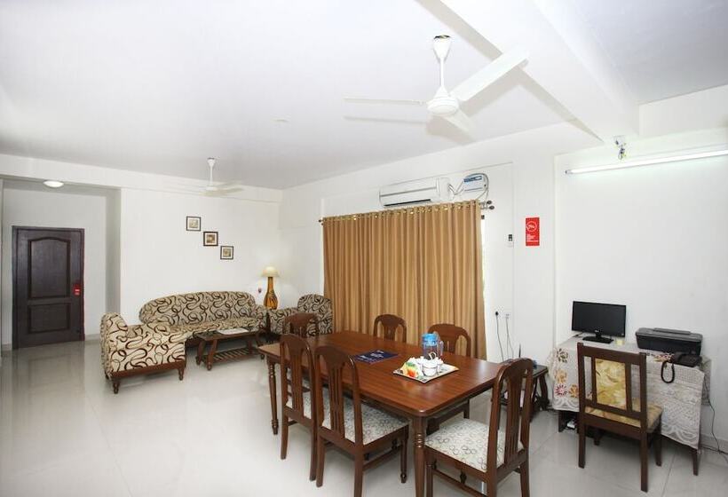 호텔 OYO 10130 Felicity INN Nungambakkam