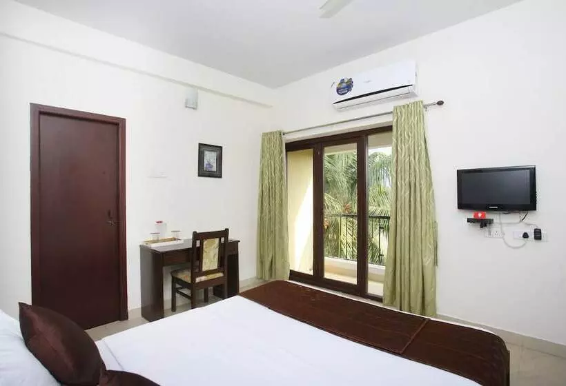 ホテル OYO 10130 Felicity INN Nungambakkam