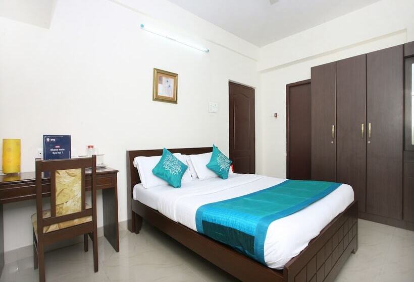 호텔 OYO 10130 Felicity INN Nungambakkam