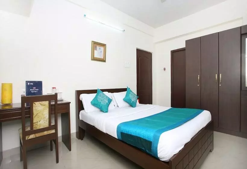 ホテル OYO 10130 Felicity INN Nungambakkam