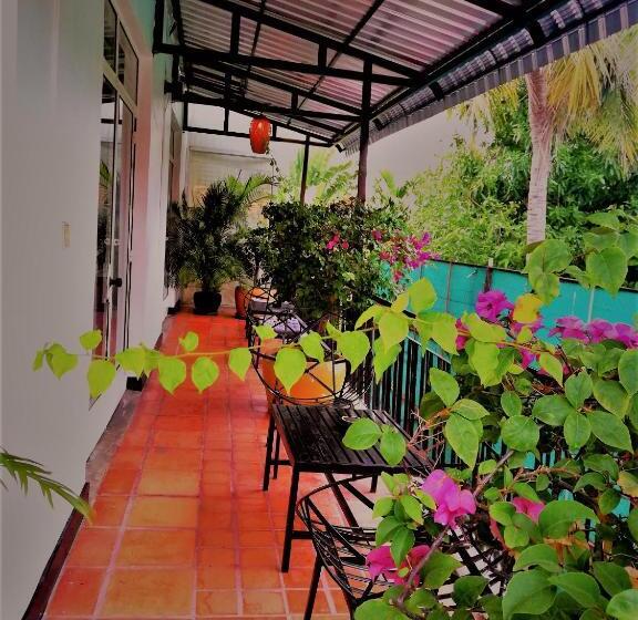 בית מלון כפרי Prantara Heritage Suites