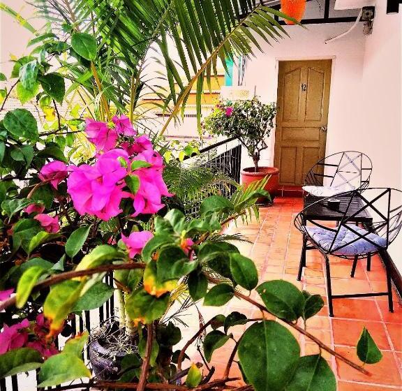 בית מלון כפרי Prantara Heritage Suites