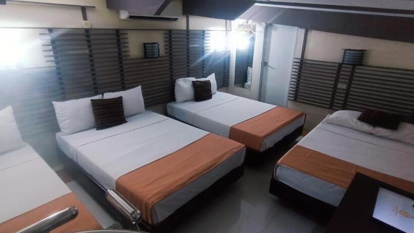 Regency Hotel De Vigan