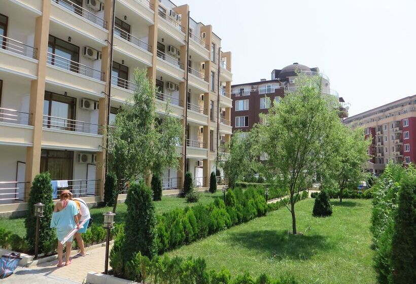 בית מלון כפרי Saint Elena Apartcomplex
