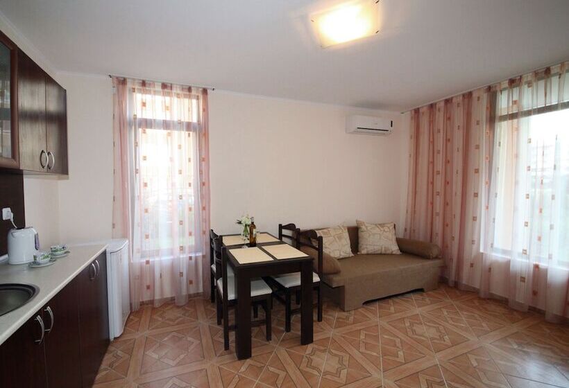 בית מלון כפרי Saint Elena Apartcomplex