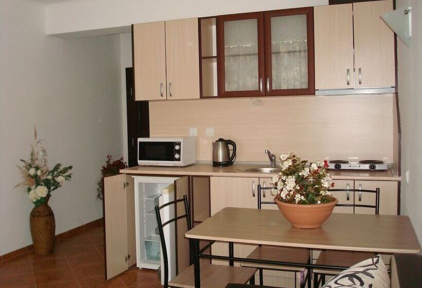 בית מלון כפרי Saint Elena Apartcomplex